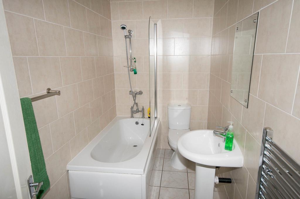Marley Mansions Apartment - Clarendon Wallasey Bagian luar foto