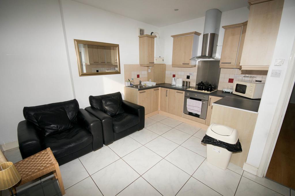 Marley Mansions Apartment - Clarendon Wallasey Bagian luar foto