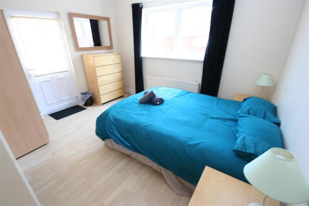 Marley Mansions Apartment - Clarendon Wallasey Bagian luar foto